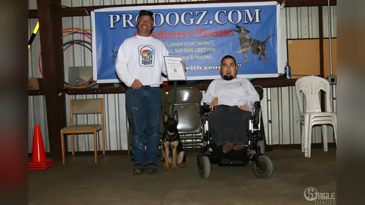 Clients and dogs in a Prodogz Dog Training basic obedience class led by Jason Lake in Medford, Oregon on January 7, 2016