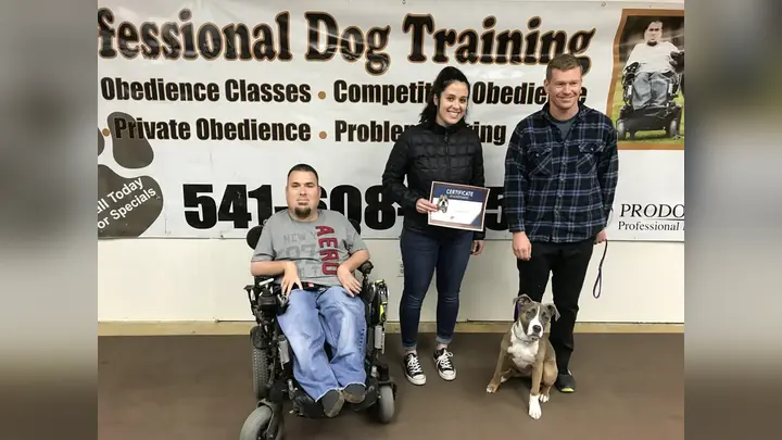 Clients and dogs in a Prodogz Dog Training basic obedience class led by Jason Lake in Medford, Oregon on February 25, 2019