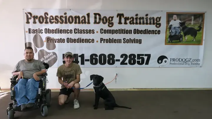 Clients and dogs in a Prodogz Dog Training basic obedience class led by Jason Lake in Medford, Oregon on June 24, 2019