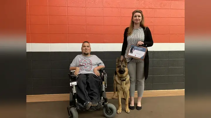 Clients and dogs in a Prodogz Dog Training basic obedience class led by Jason Lake in Medford, Oregon on March 2, 2020