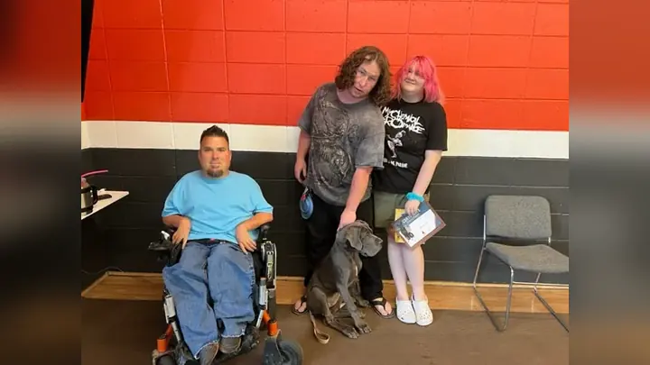 Clients and dogs in a Prodogz Dog Training puppy class led by Jason Lake in Medford, Oregon on April 22, 2022