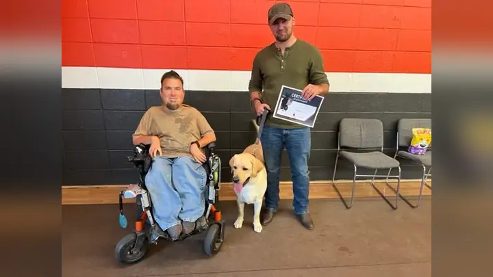 Clients and dogs in a Prodogz Dog Training puppy class led by Jason Lake in Medford, Oregon on August 29, 2022