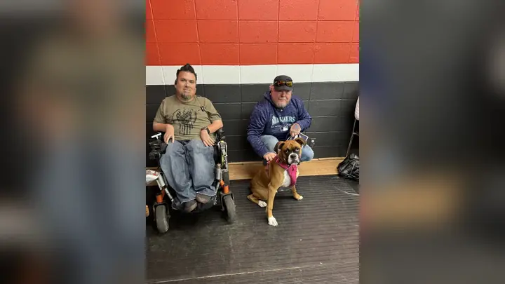 Clients and dogs in a Prodogz Dog Training puppy class led by Jason Lake in Medford, Oregon on March 3, 2025