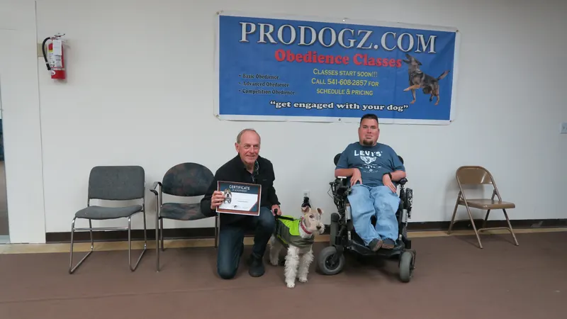 Clients and dogs in a Prodogz Dog Training basic obedience class led by Jason Lake in Medford, Oregon — February 26, 2018, photo 22