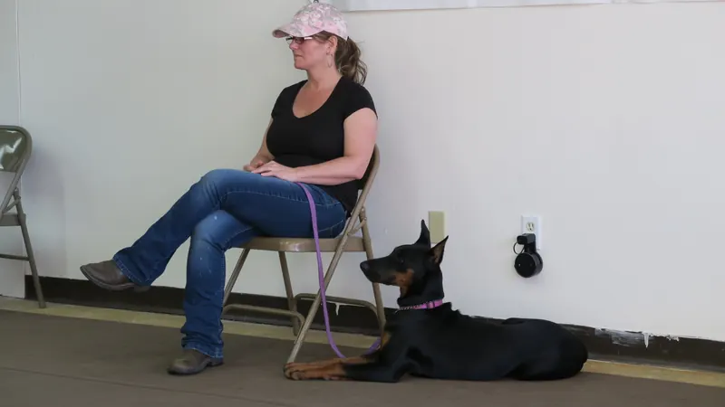 Clients and dogs in a Prodogz Dog Training basic obedience class led by Jason Lake in Medford, Oregon — April 23, 2018, photo 14