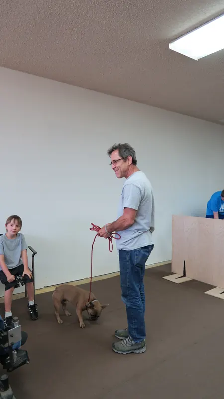 Clients and dogs in a Prodogz Dog Training basic obedience class led by Jason Lake in Medford, Oregon — July 2, 2018, photo 5