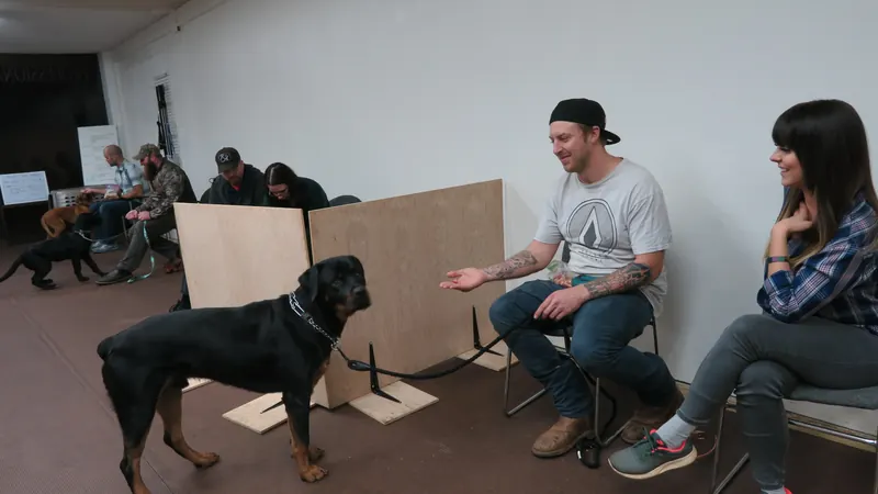 Clients and dogs in a Prodogz Dog Training basic obedience class led by Jason Lake in Medford, Oregon — January 14, 2019, photo 2