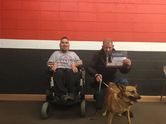Clients and dogs in a Prodogz Dog Training basic obedience class led by Jason Lake in Medford, Oregon — February 3, 2020, photo 6