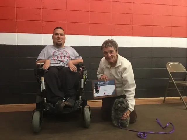 Clients and dogs in a Prodogz Dog Training basic obedience class led by Jason Lake in Medford, Oregon — February 3, 2020, photo 10
