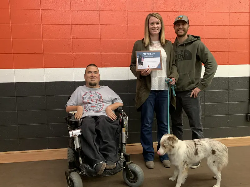 Clients and dogs in a Prodogz Dog Training basic obedience class led by Jason Lake in Medford, Oregon — March 2, 2020, photo 8