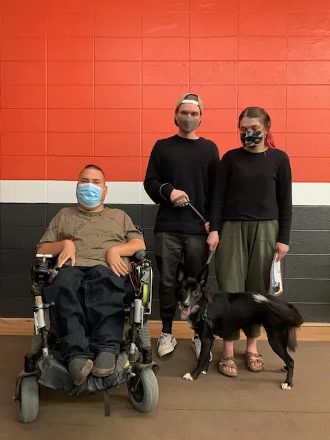 Clients and dogs in a Prodogz Dog Training basic obedience class led by Jason Lake in Medford, Oregon — October 12, 2020, photo 4