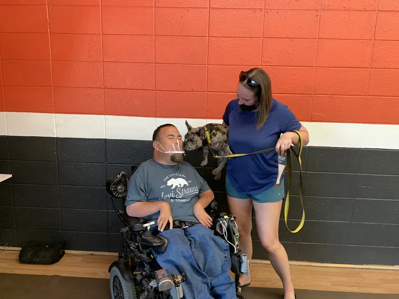 Clients and dogs in a Prodogz Dog Training puppy class led by Jason Lake in Medford, Oregon — April 16, 2021, photo 5