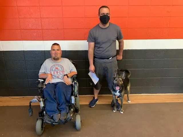 Clients and dogs in a Prodogz Dog Training basic obedience class led by Jason Lake in Medford, Oregon — May 5, 2021, photo 1
