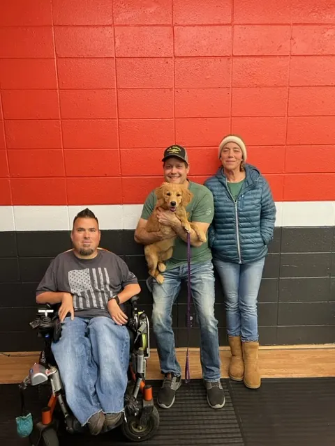 Clients and dogs in a Prodogz Dog Training puppy class led by Jason Lake in Medford, Oregon — November 25, 2022, photo 1